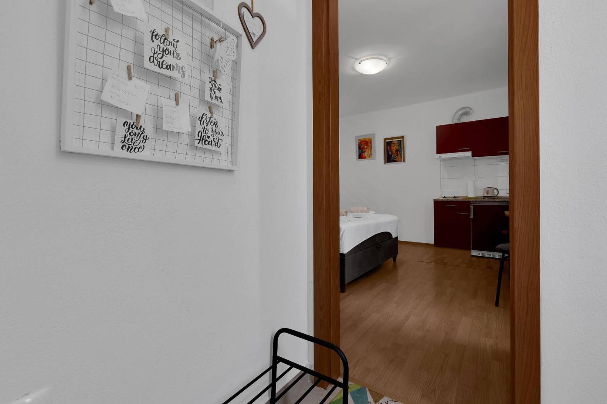Spectrum Studios Makarska Exterior foto